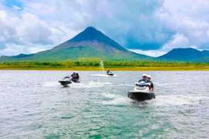 JET SKI ARENAL LAKE